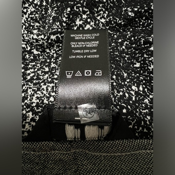 Ali Miles Color Block Knit Tunic - Winter White/Black Plus Size 2X NWT - Picture 12 of 15